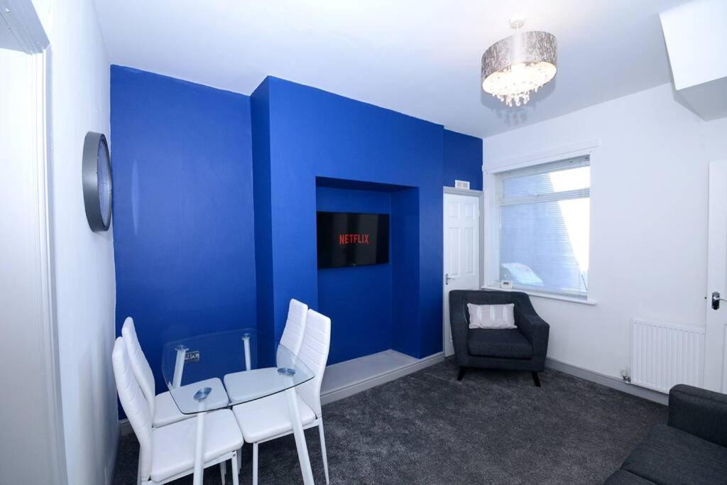 Вилла Renovated House Near Darlington Train Station. Экстерьер фото