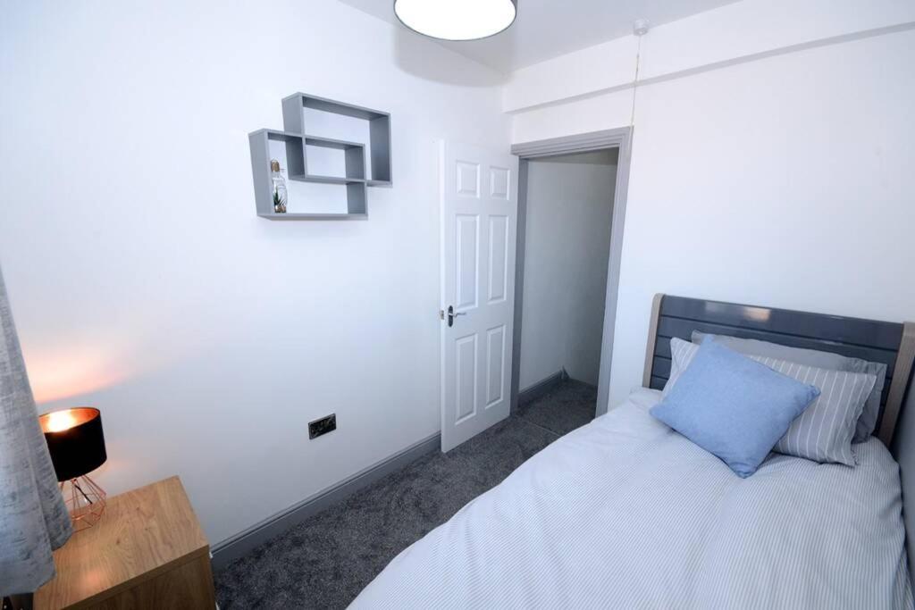 Вилла Renovated House Near Darlington Train Station. Экстерьер фото